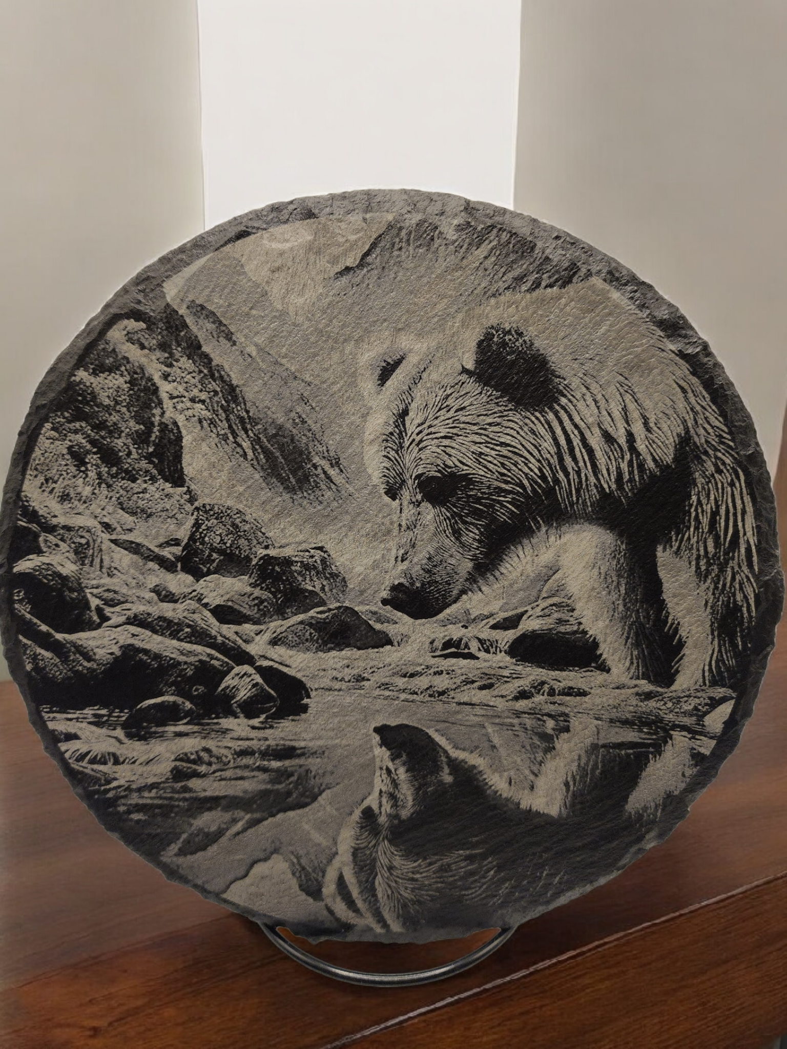 8" round Bear Slate
